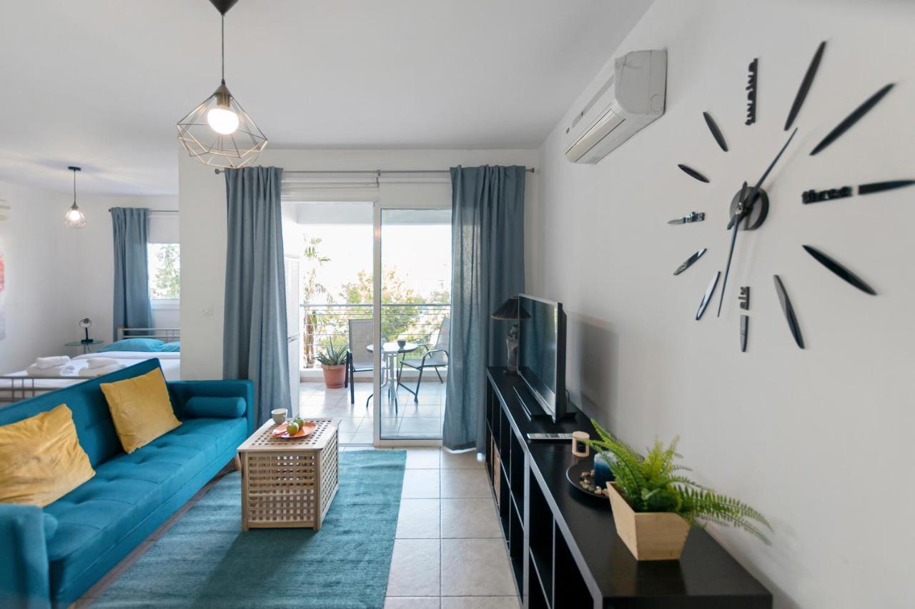 Glabur Stays - The Cozy Atelier - Nicosia City, Free Parking & Wifi, Welcomes You!!! Esterno foto